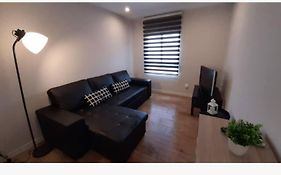 Apartamento Centrico De Diseno En Calle Tres Forques,Valencia
