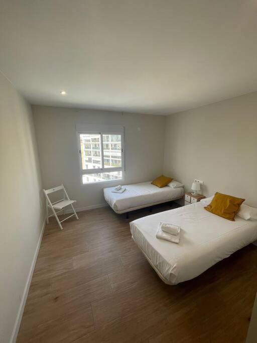 Apartamento Centrico De Diseno En Calle Tres Forques,Walencja Zewnętrze zdjęcie